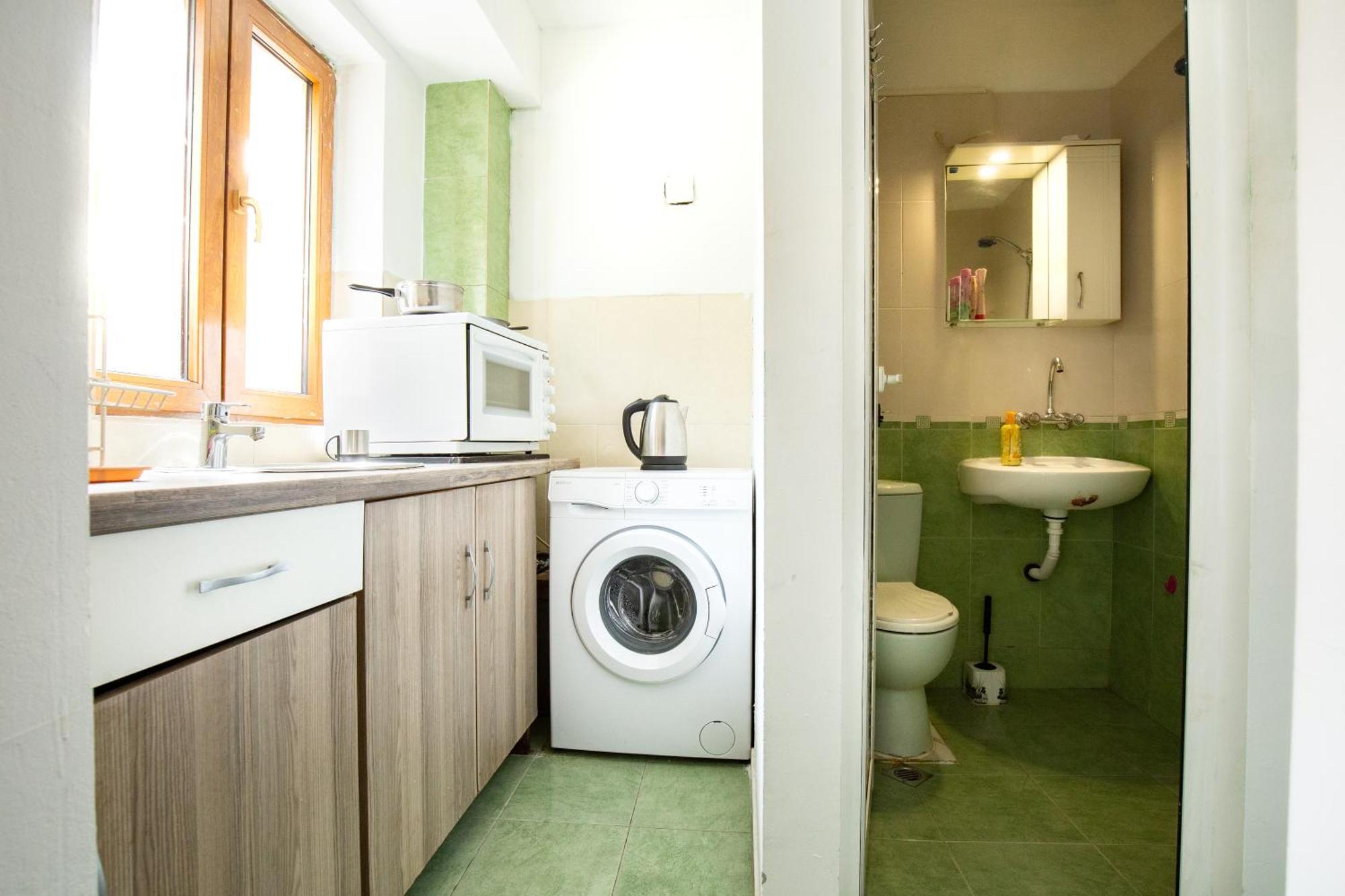 En-Suite Rooms: Novа Guesthouse In Sofia Center Екстер'єр фото